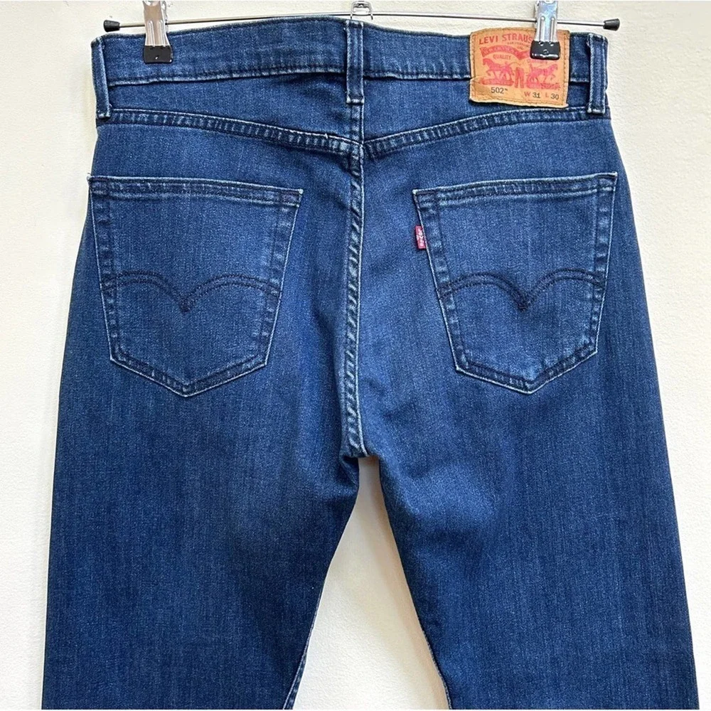Levi’s 502 Taper Flex Men's Blue Stretch Jeans in Dark Wash, Size 31x30